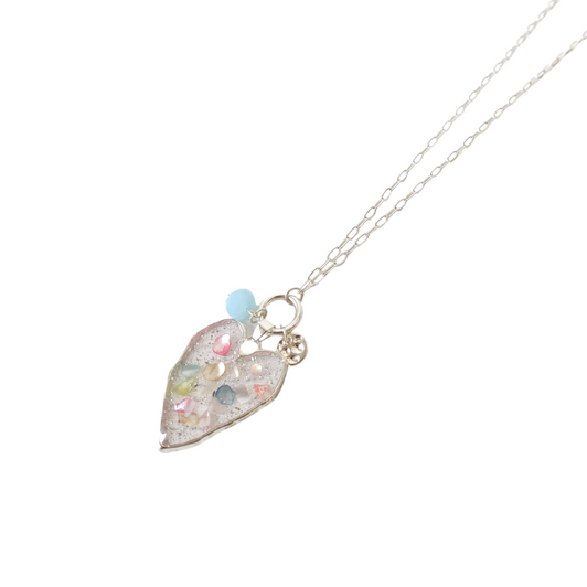 Caracol Resin Heart Pendant Necklace Silver