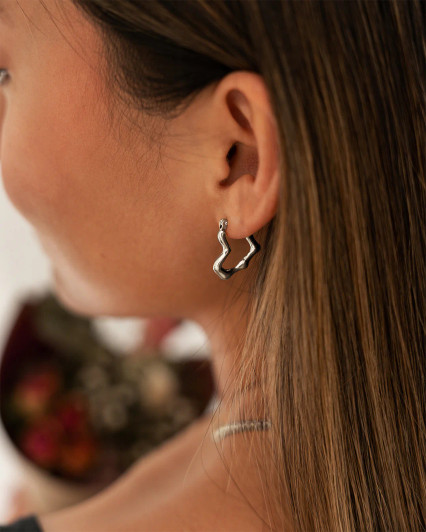 wellDunn Winslet Drip Heart Hoops Silver
