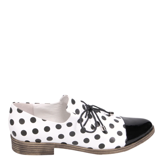 Django & Juliette Kotty Shoes Black & White Spots