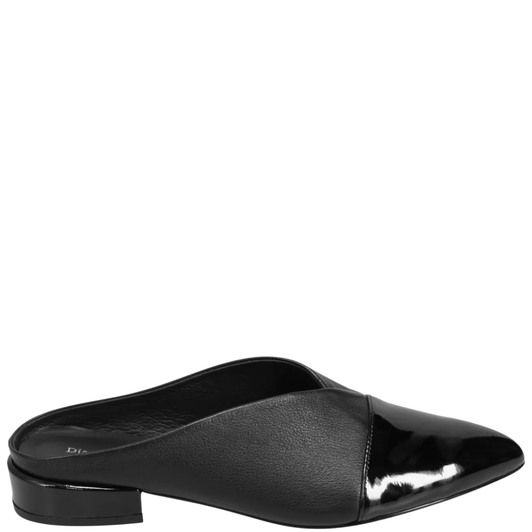 Django & Juliette Eppin Pointy Toe Shoes Black