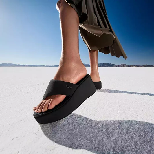 FitFlop Platforms Wedge Toe Post Sandals Black