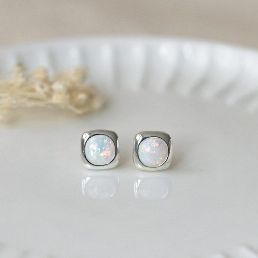Glee Silver Plated Lilo Studs Opal