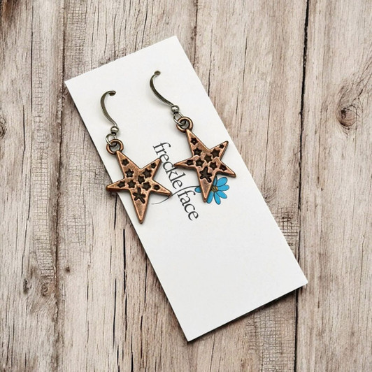Freckle Face Star Earrings Bronze
