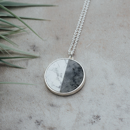 Glee Silver Plated Duality Necklace Howlite/Labradorite Glee Silver Plated Duality Necklace Howlite/Labradorite