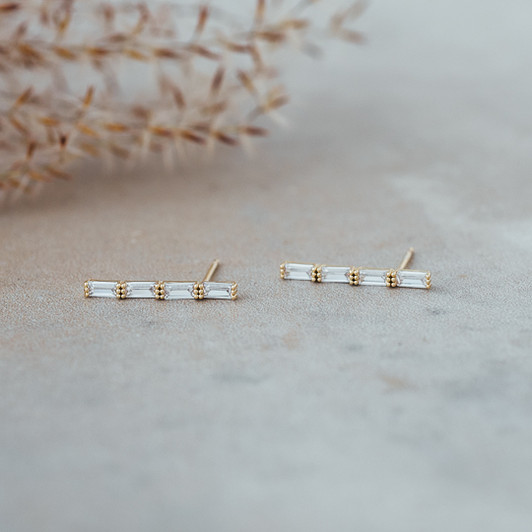 Glee Gold Plated Poise Studs