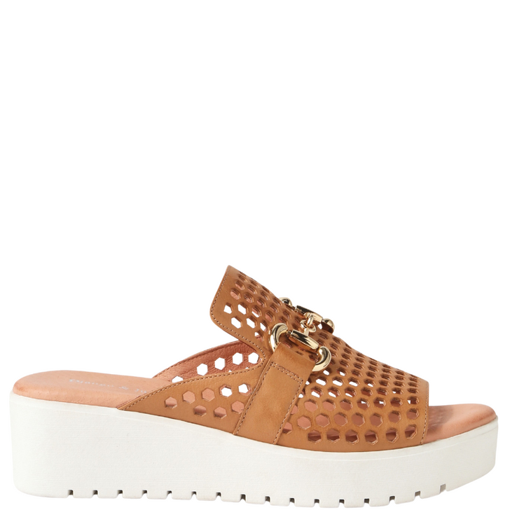 Django & Juliette Osteno Cut Out Slip On Wedges Tan