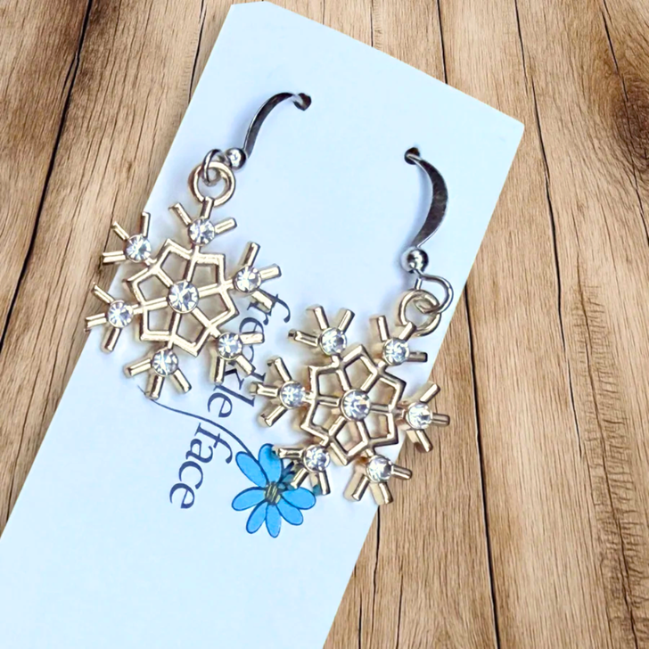 Freckle Face Sparkling Snowflake Earrings Gold