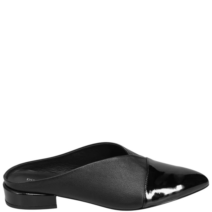 Django & Juliette Eppin Pointy Toe Shoes Black