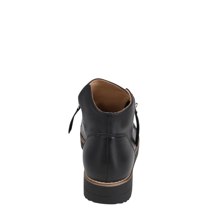 Django & Juliette Ohmyo Boots Black Studded