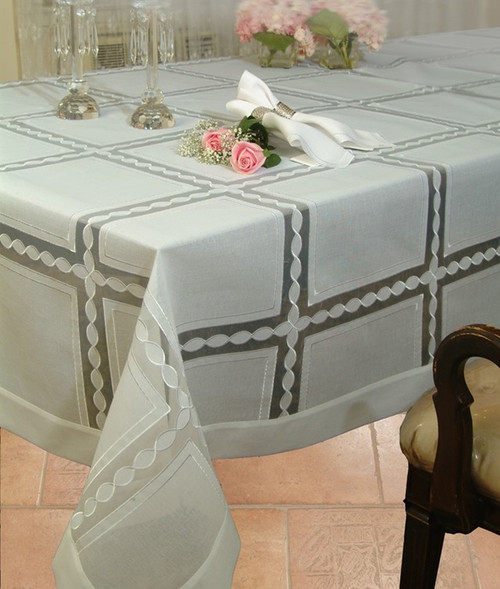 European Modern Accent Tablecloth