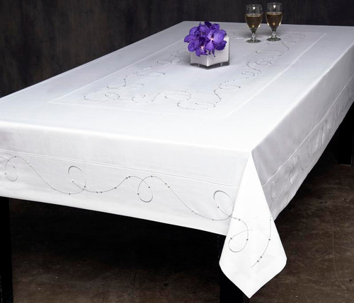 European Spin with Dots Tablecloth