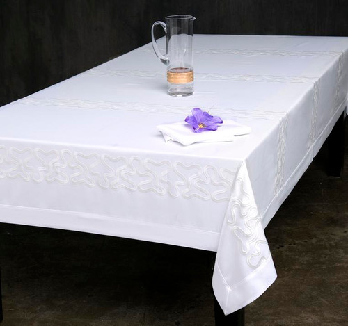 European Pinnacle Loft Tablecloth
