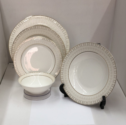 Lauren Dinnerware, Set of 4