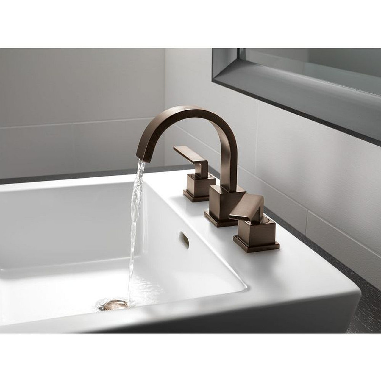 Delta 3553LF-RB Vero Two Handle Widespread Lavatory Faucet in Venetian Bronze