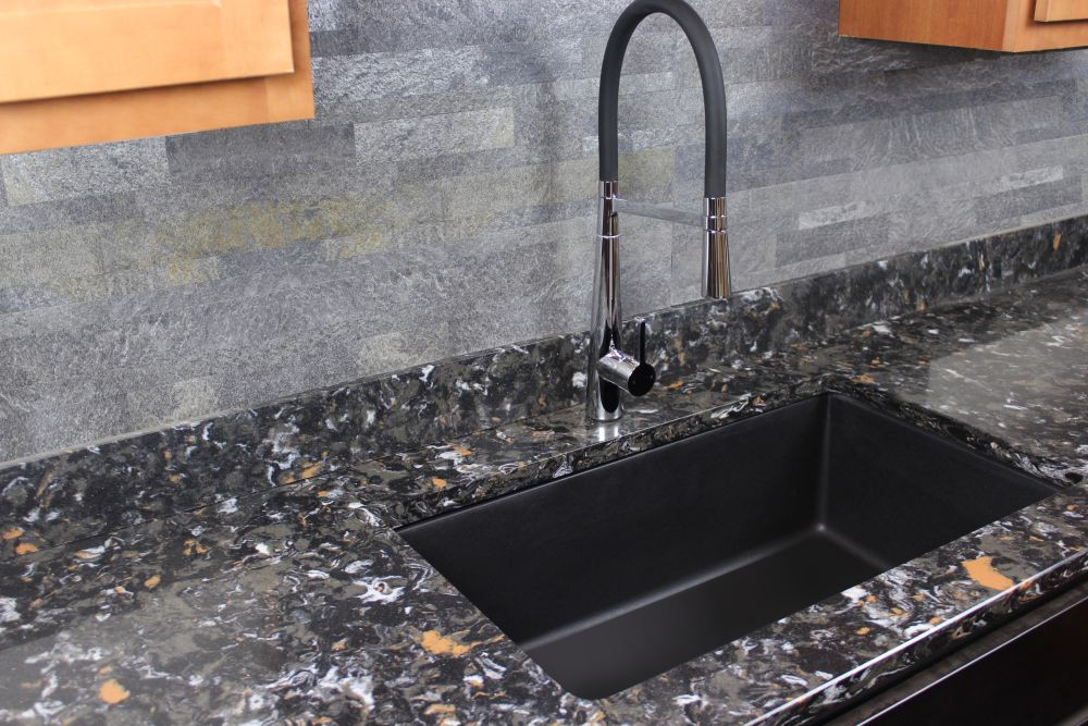 Pull Down Kitchen Faucet with Gray Hose, Polished Chrome/Gray