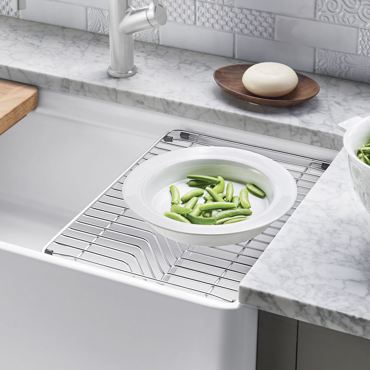 17-in x 12-in Stainless Steel 2-in Sink Grid 17-in x 12-in Stainless Steel 2-in Sink Grid