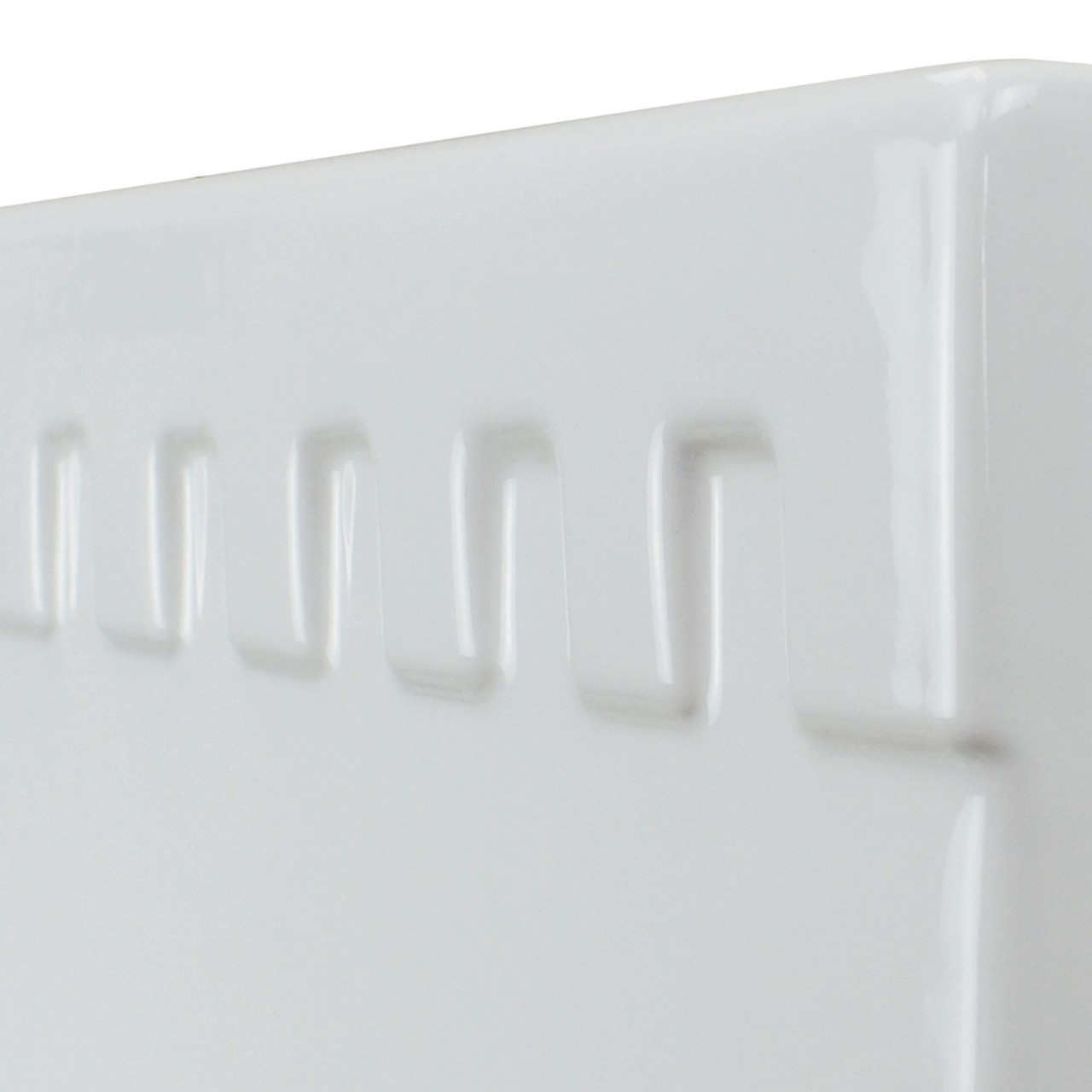 30-in x 20-in x 10-in Super Single Bowl with Reversible (English/Plain) Front, Farmhouse Fireclay Kitchen Sink, Undermount Installation, in White with Grid, Strainer, Installation Kit