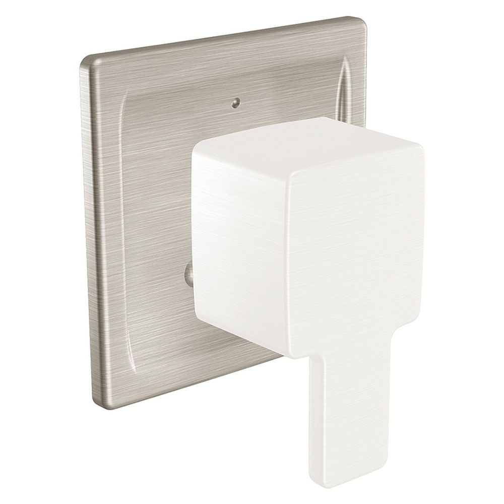 Diverter Valve Escutcheon in Brushed Nickel
