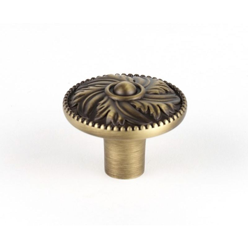 Knob in Antique English Matte