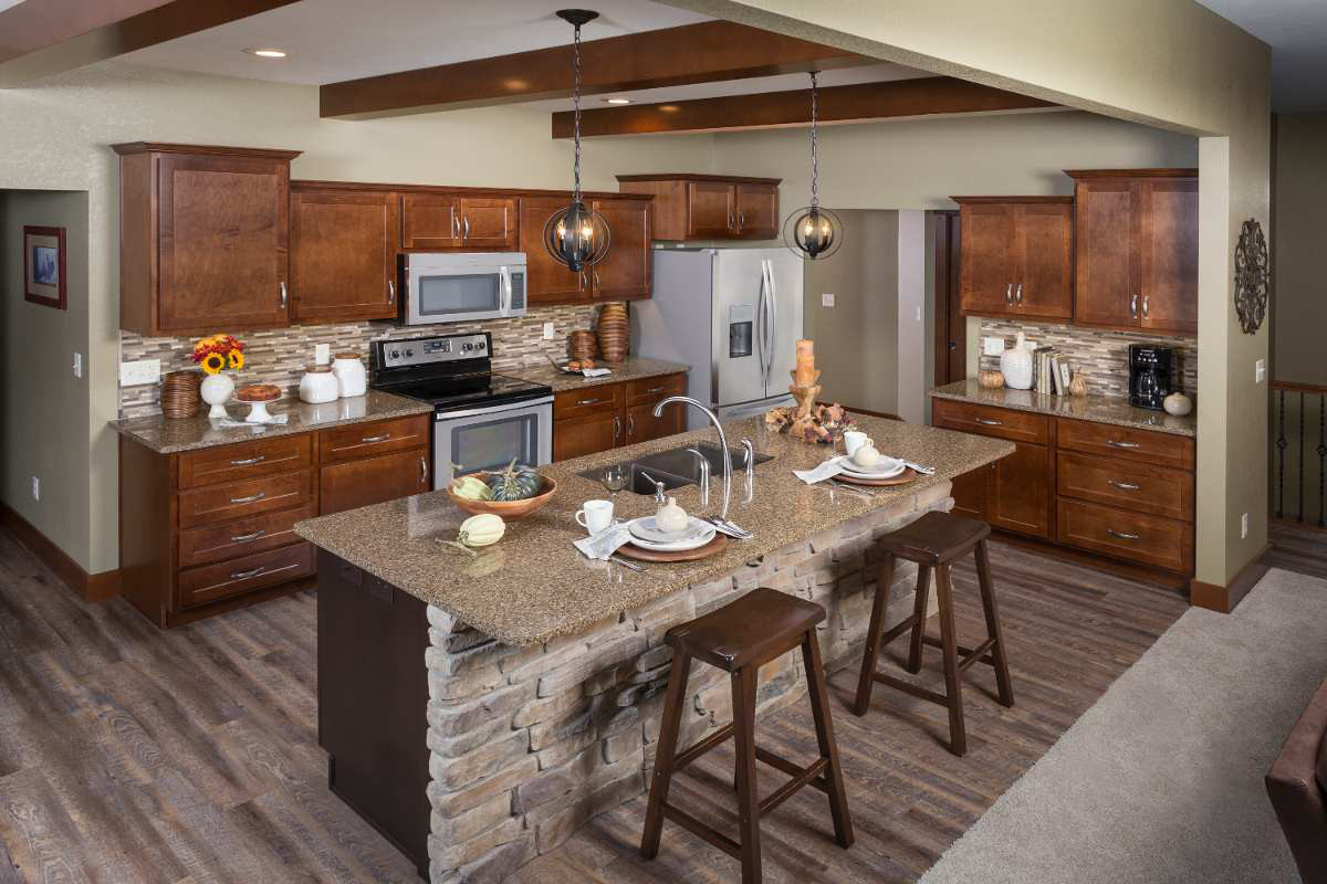 SM8 Scribe Molding 0.75 in w. x 8 in h. x 0.25 in d. Georgetown Door Maple Wood Autumn Finish