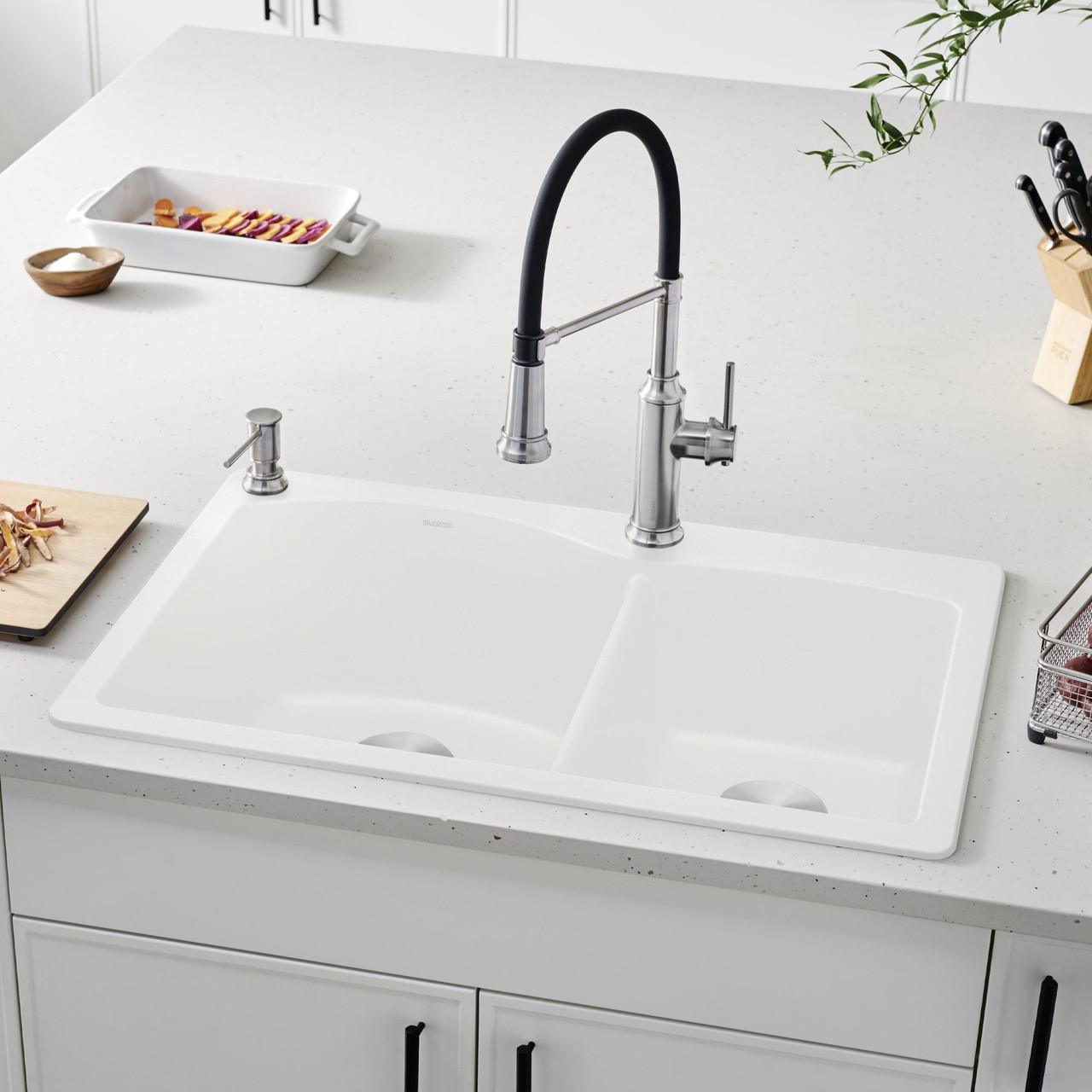 Blanco 440216 22-In X 33-In Double-Basin Granite Drop-In Or Undermount 1-Hole Residential Kitchen Sink in White
