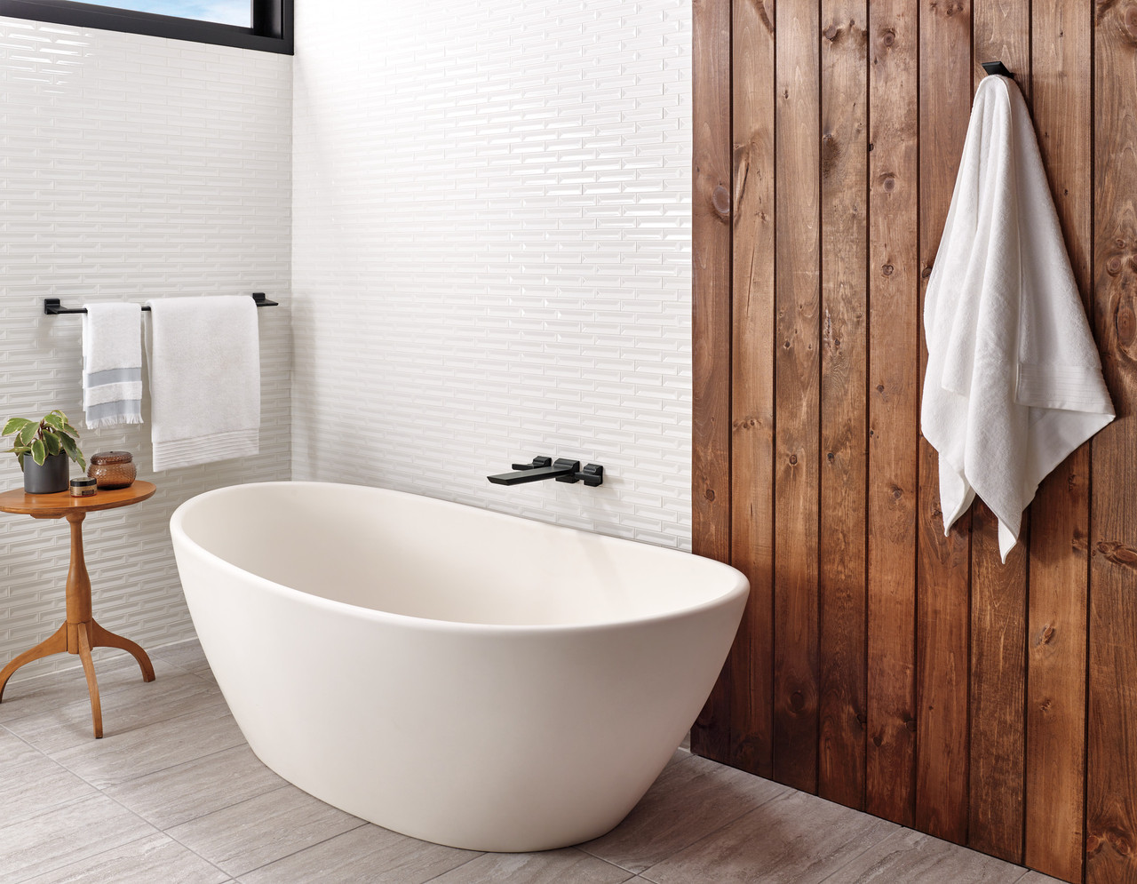 TRIM T5799-BLWL PIVOTAL