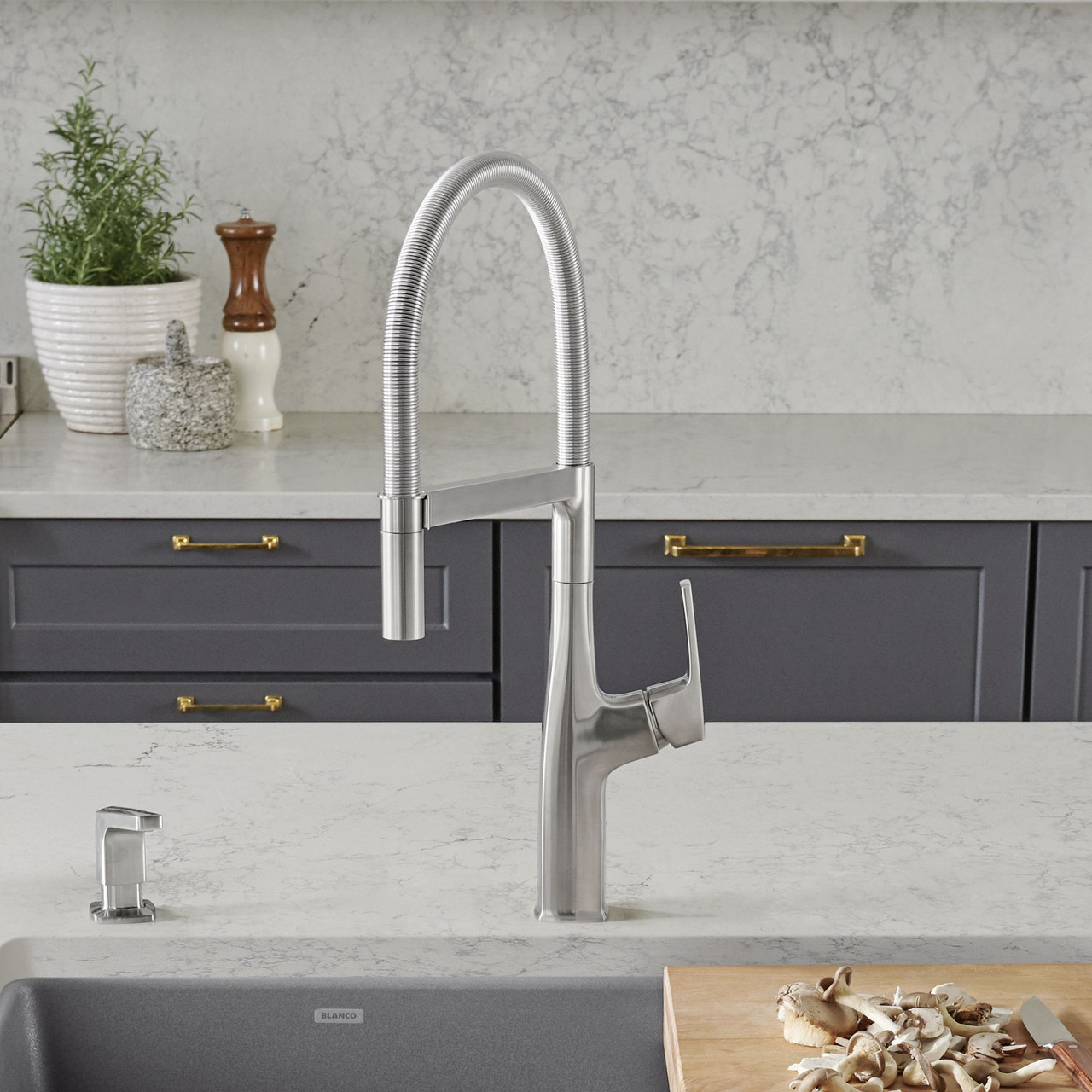 SINK FCT 442676 SF RIVANA SEMI-PRO 1.5gpm
