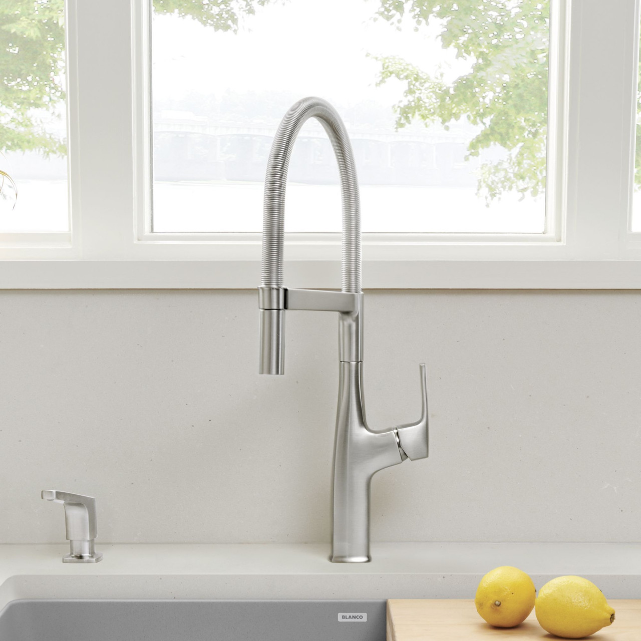 SINK FCT 442676 SF RIVANA SEMI-PRO 1.5gpm