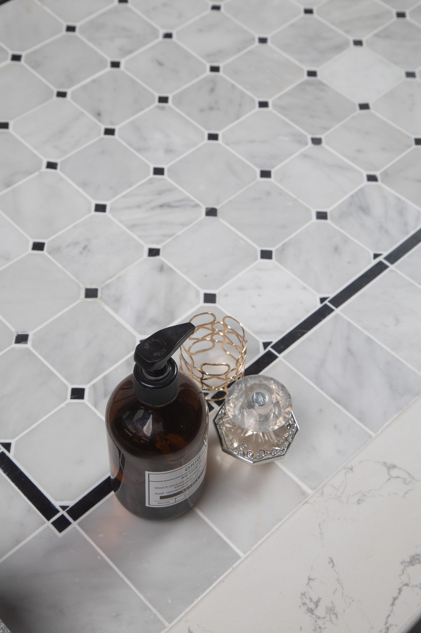 Transolid FPT6032L-SW 60-in x 32-in Pre-Tiled Shower Base with Left Hand Drain in White Square