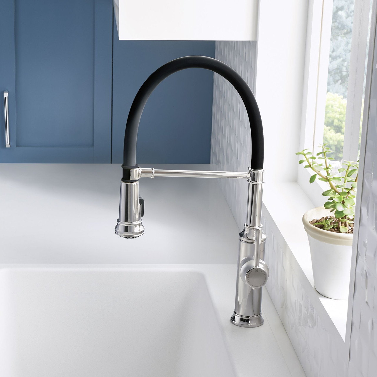 Semi-Pro Kitchen Faucet 1.5 gpm in Stainless Finish