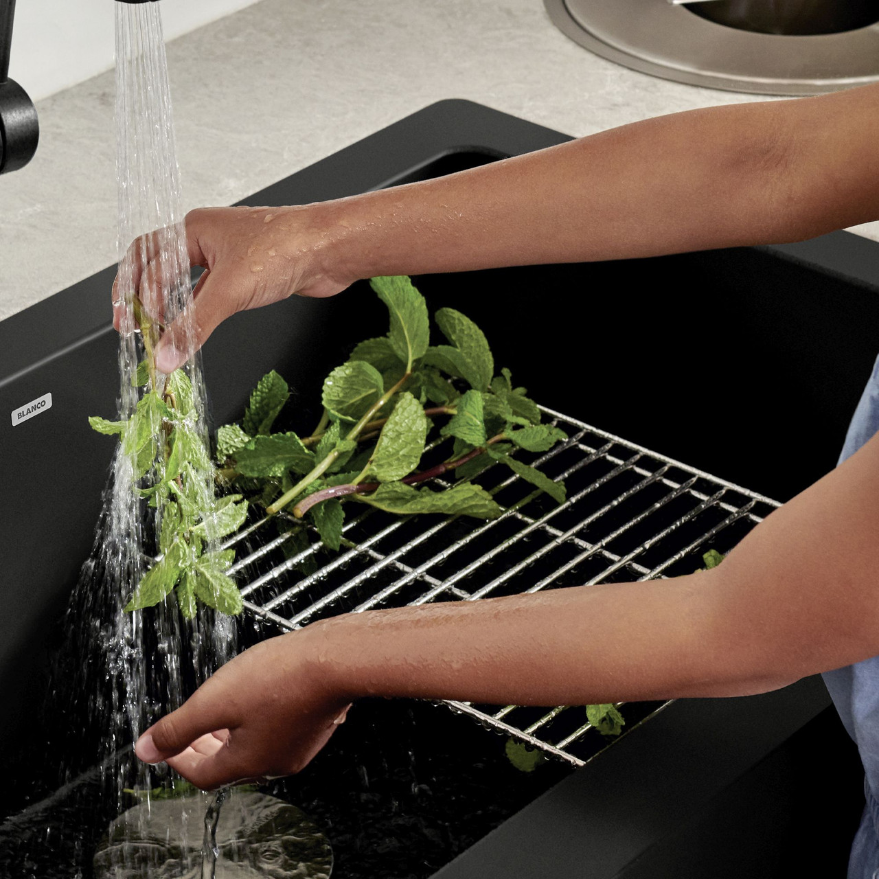 Stainless Steel Floating Sink Grid