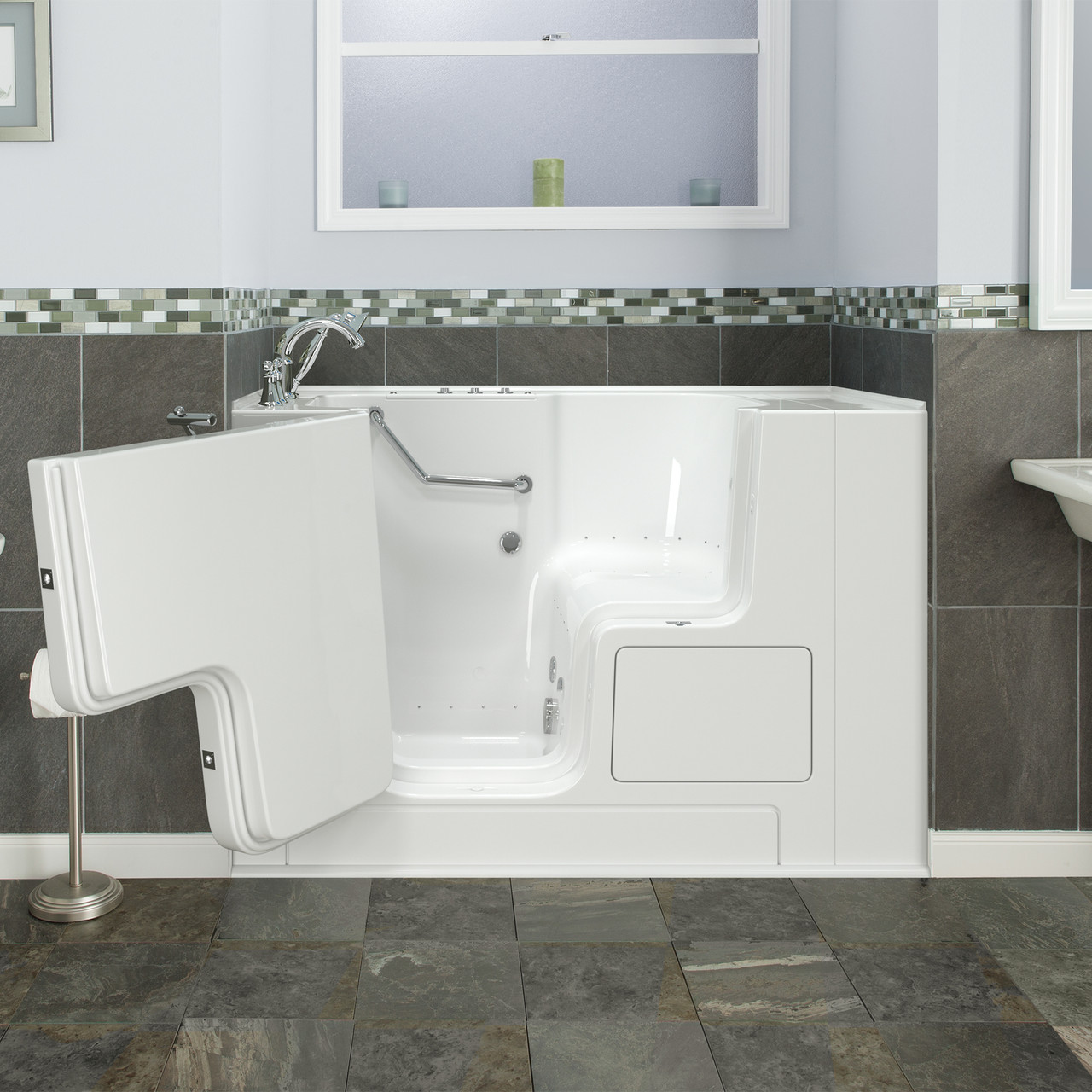 American Standard SS9OD5232LD-WH-PC 32-in. x 52-in. Outward Opening Door Walk-In Air Massage and Jet Massage Bathtub with Tub Faucet in White