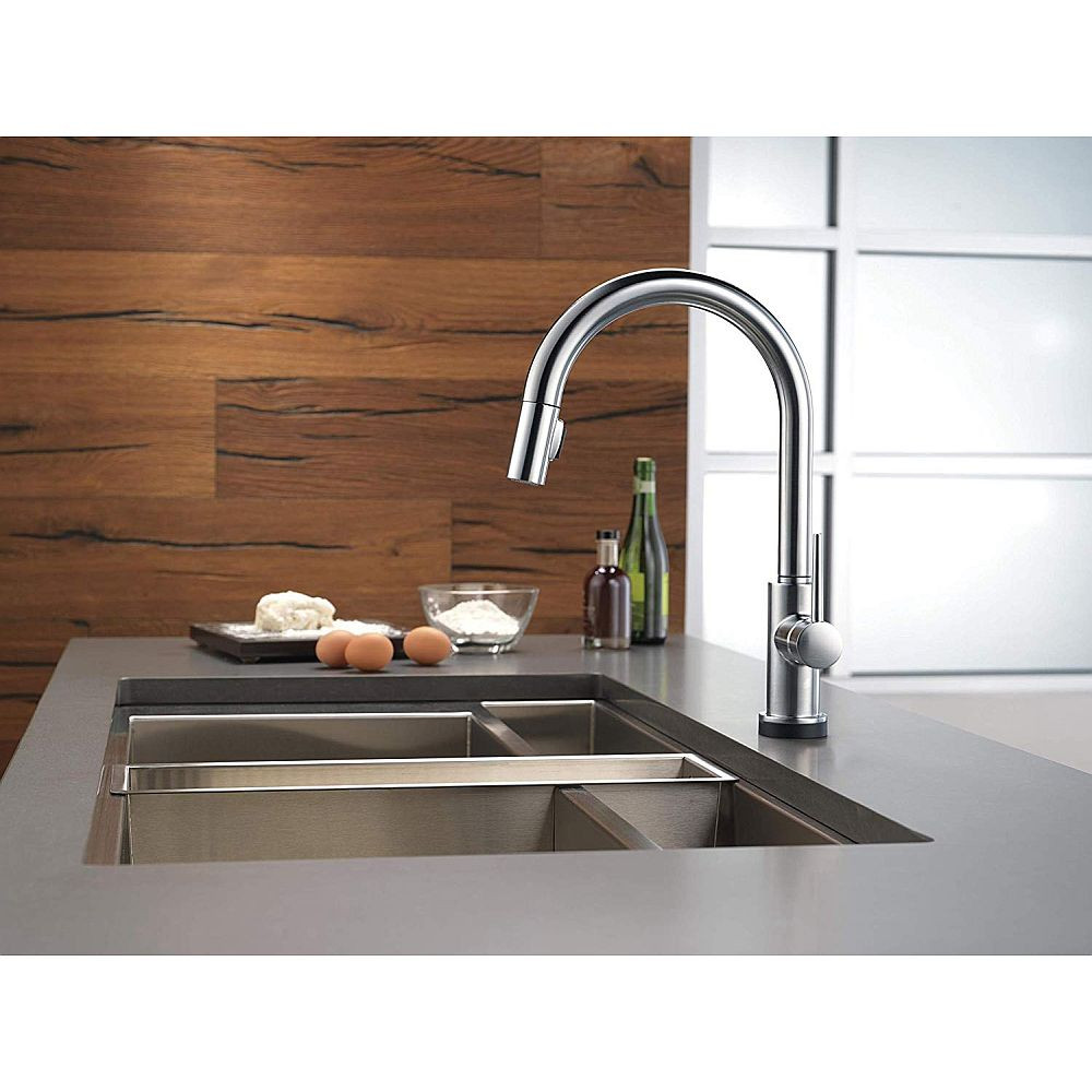 VoiceIQ Single-Handle Pull-Down Kitchen Faucet in Arctic Stainless Finish
