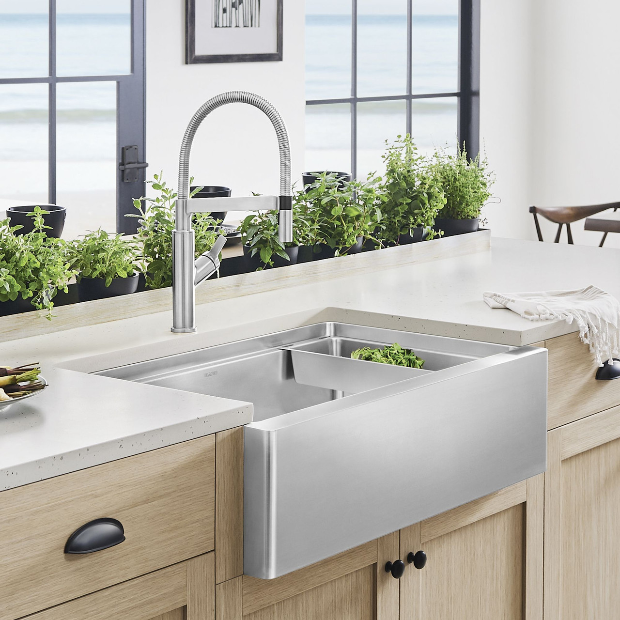 Blanco 33-in x 20.5-in 18-Gauge Stainless Steel Single Bowl Undermount Apron Front Farmhouse Kitchen Sink