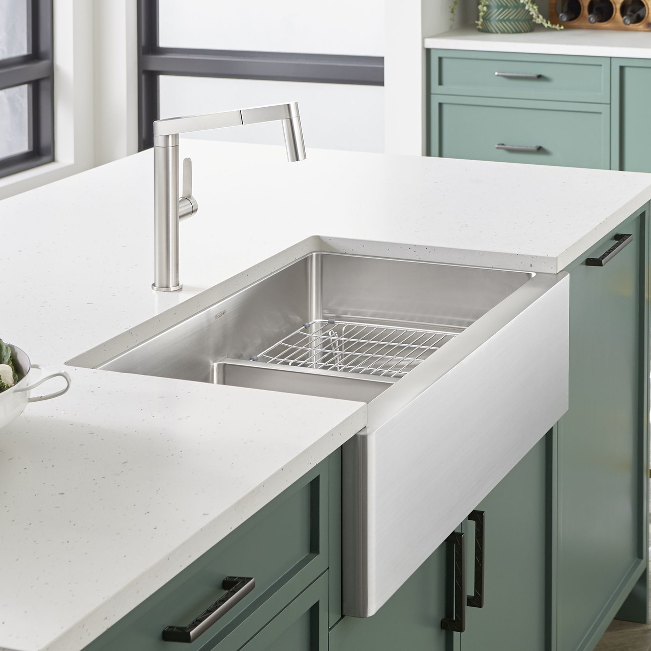 Blanco 33-in x 19-in 18-Gauge Stainless Steel Double Bowl Apron Front Farmhouse Kitchen Sink