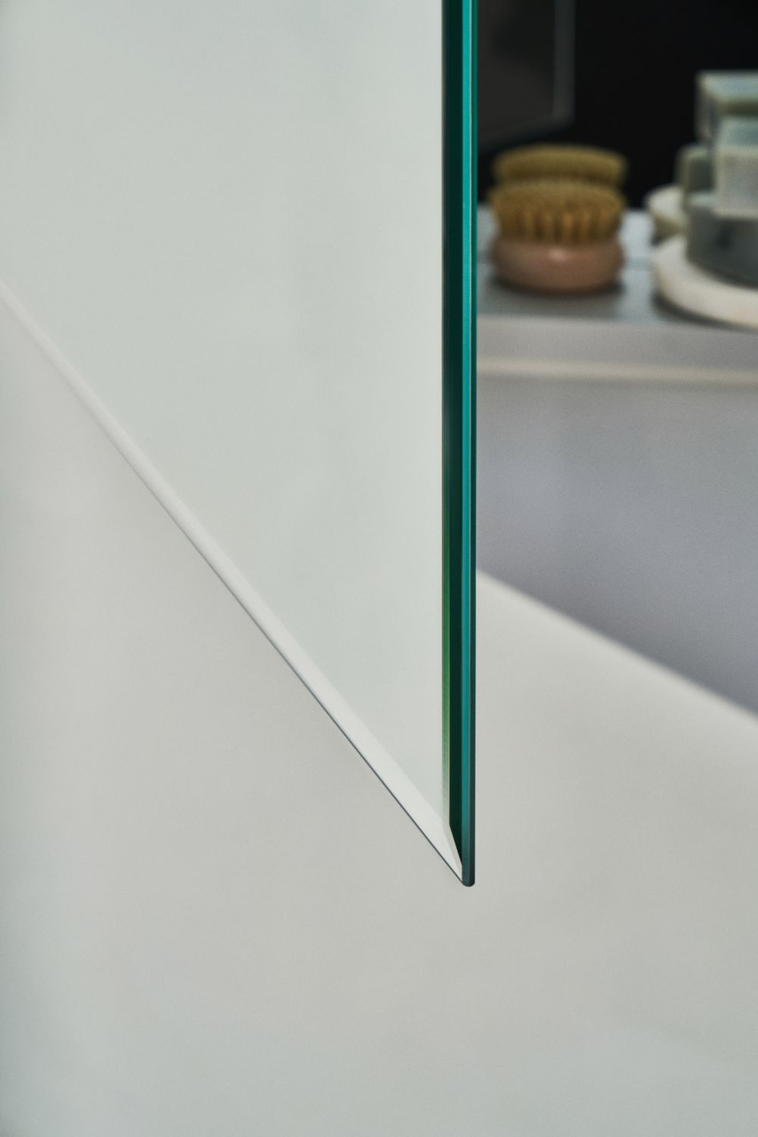 Robern RC2426D4FB1 R3 Series 24-in x 26-in x 4-in Cabinet, Bevel Edge