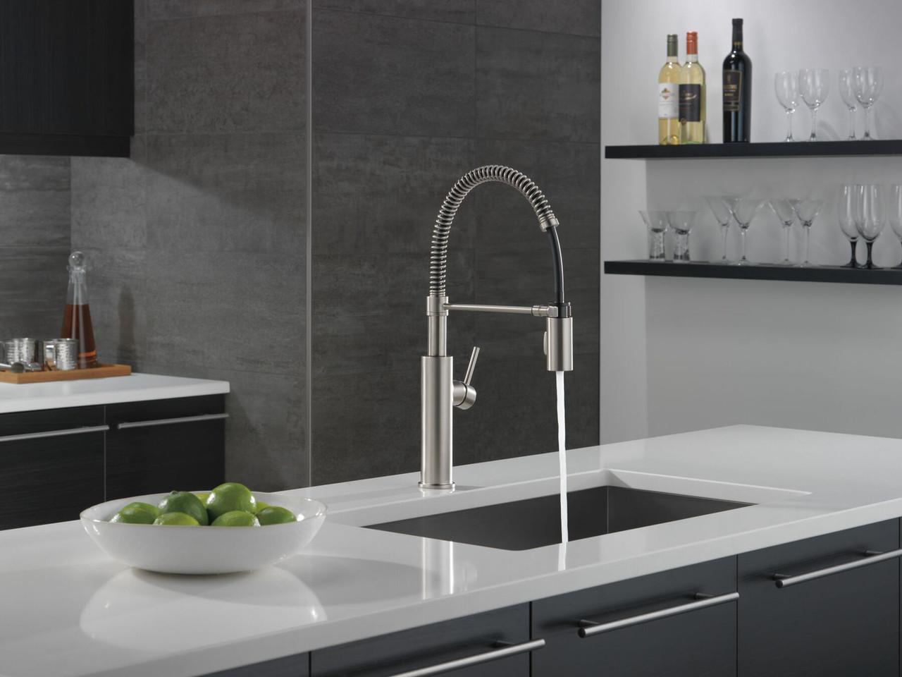 Delta 18803-SP-DST Antoni Single Handle Pull Down Spring Kitchen Faucet, Spotshield Stainless