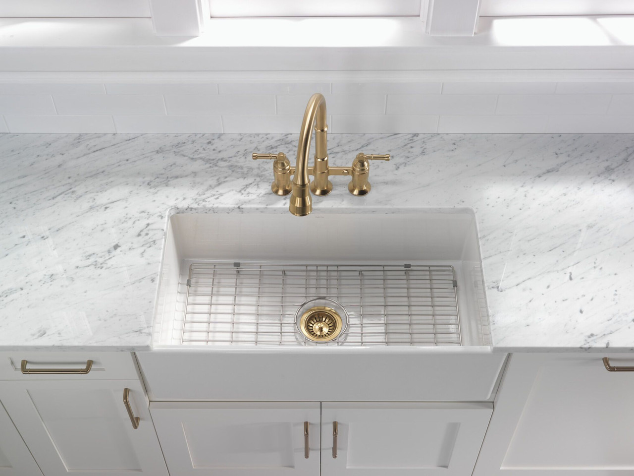 Delta 2390L-CZ-DST Broderick Two Handle Pull Down Bridge Kitchen Faucet, Champagne Bronze