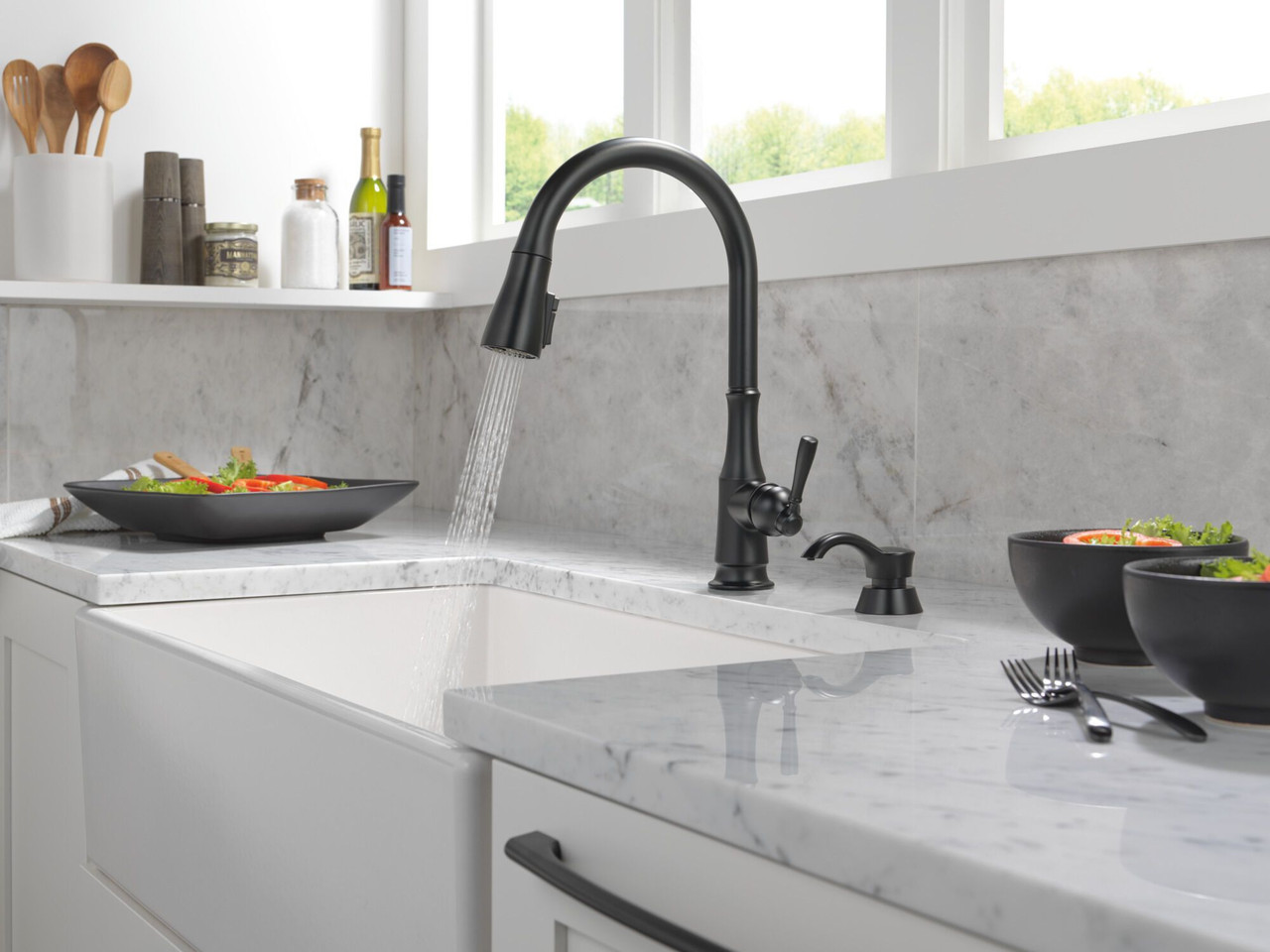 19877Z-BLSD-DST Capertee Single Handle Pull Down Kitchen Faucet with Soap Dispenser and ShieldSpray Technology, Matte Black