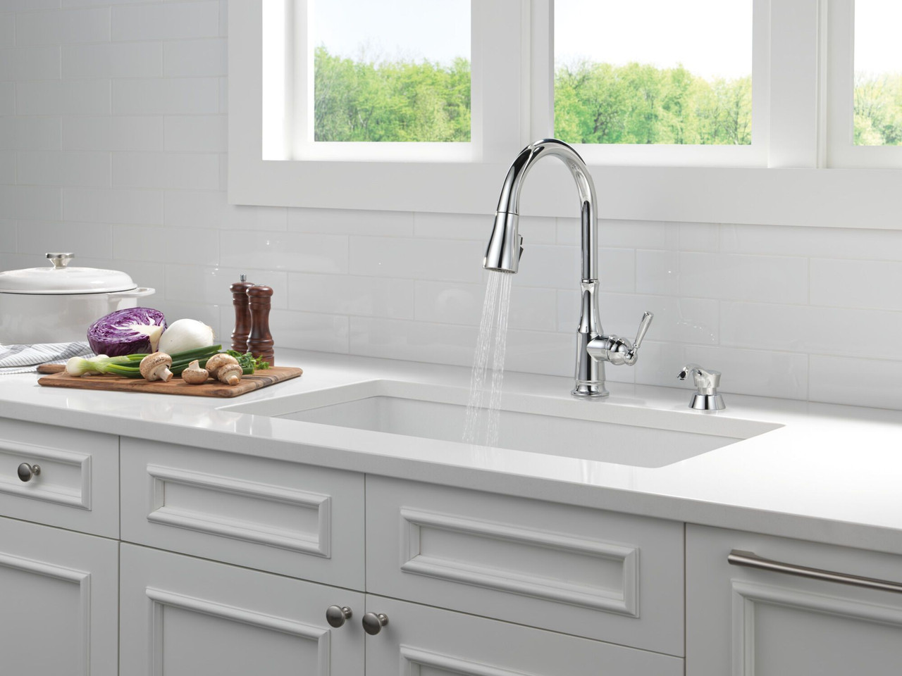 Delta 19877Z-SD-DST Capertee Single Handle Pull Down Kitchen Faucet with Soap Dispenser and ShieldSpray Technology, Chrome