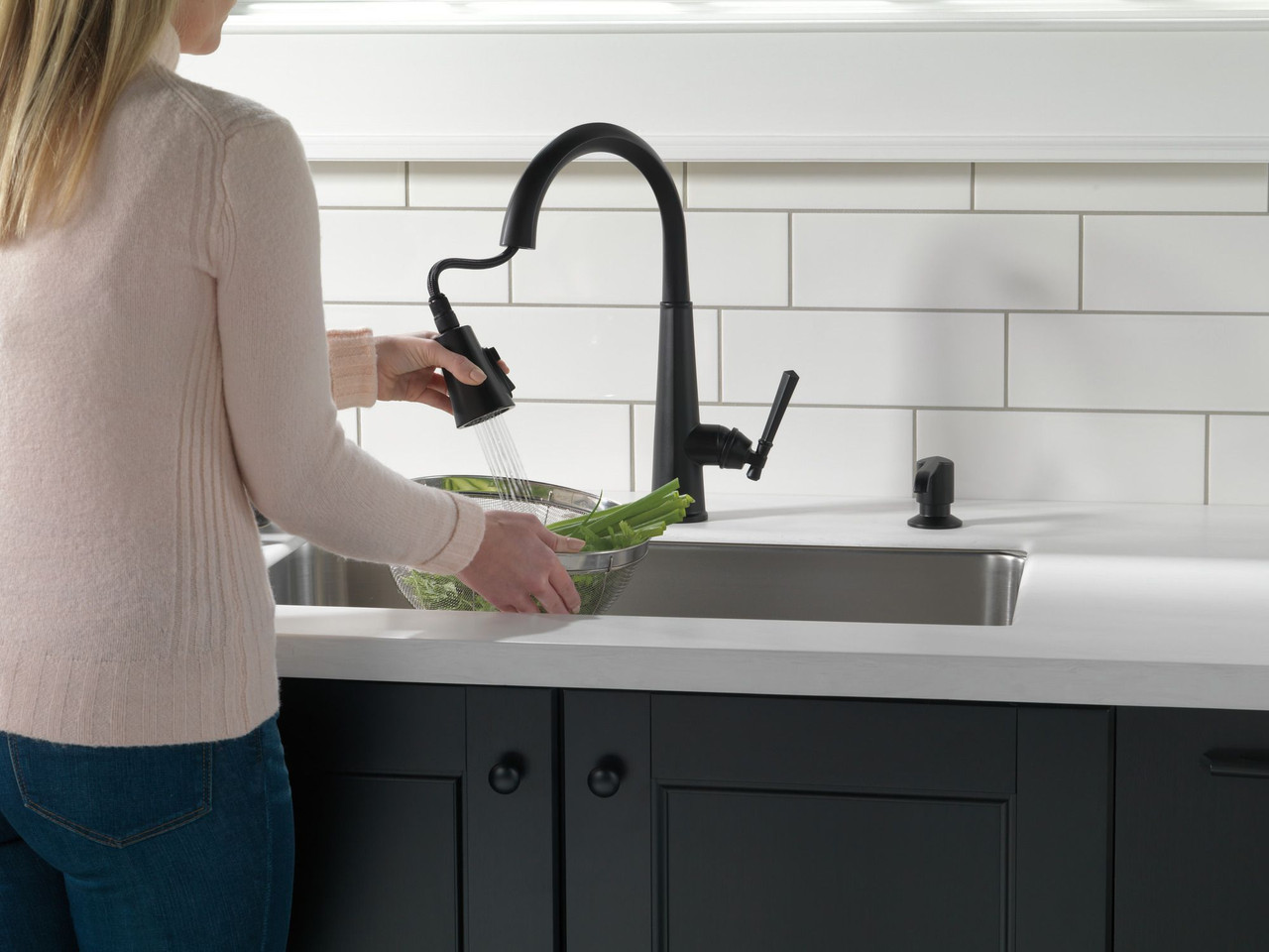 9182-BL-DST Emmeline Single Handle Pull Down Kitchen Faucet, Matte Black