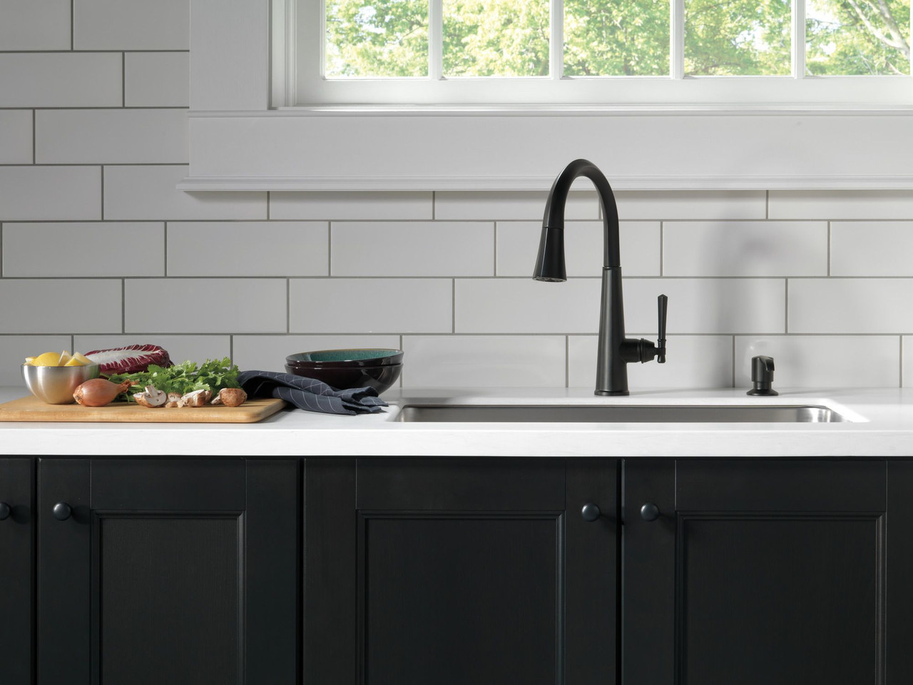 9182-BL-DST Emmeline Single Handle Pull Down Kitchen Faucet, Matte Black