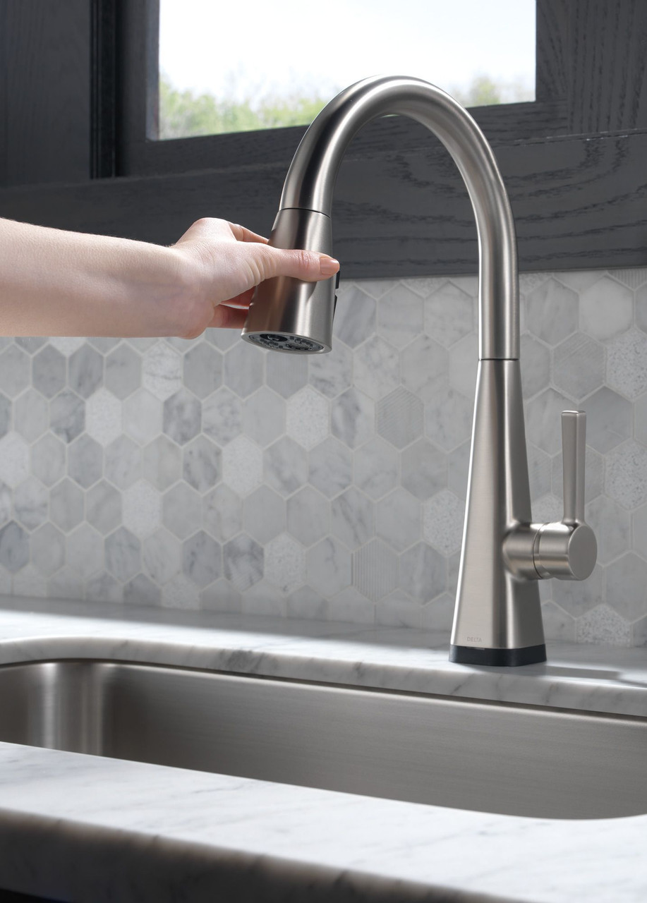 Delta 19802TZ-SP-DST Lenta Single Handle Pull Down Kitchen Faucet with Touch2O Technology, Spotshield Stainless