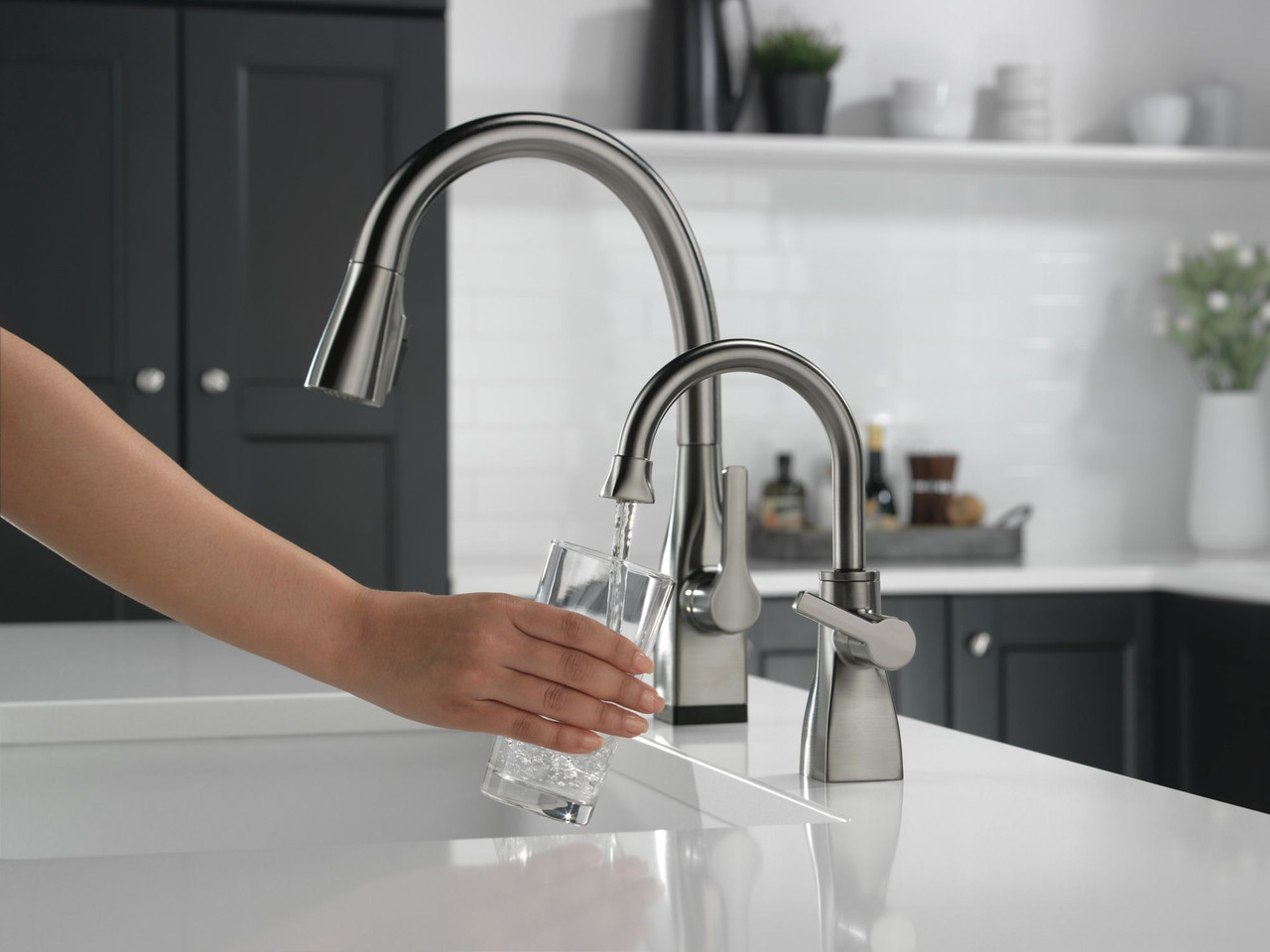 Delta 1940-KS-DST Other Contemporary Square Beverage Faucet, Black Stainless