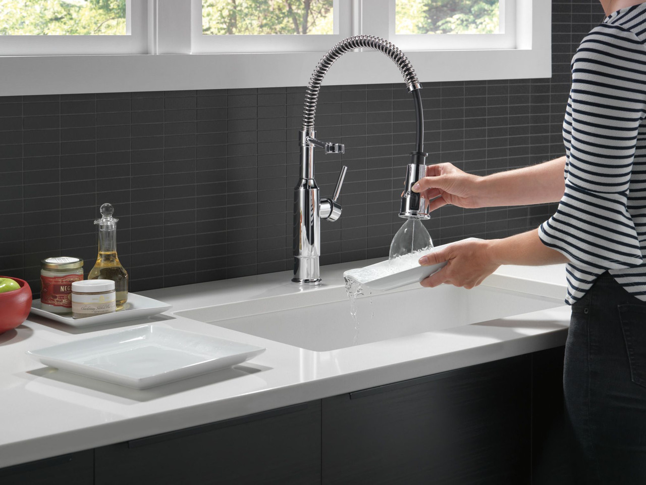 Delta 18804Z-DST Theodora Single Handle Pull Down Spring Kitchen Faucet, Chrome