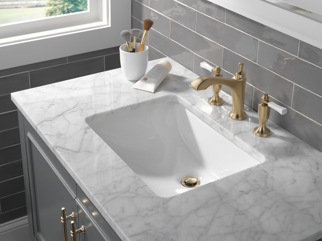Delta 3556-GSMPU-DST Dorval Two Handle Widespread Bathroom Faucet, Champagne Bronze and Porcelain