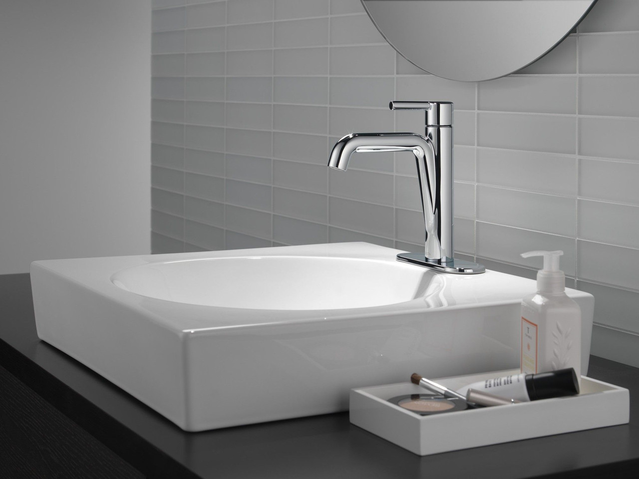 15849LF Nicoli Single Handle Bathroom Faucet, Chrome