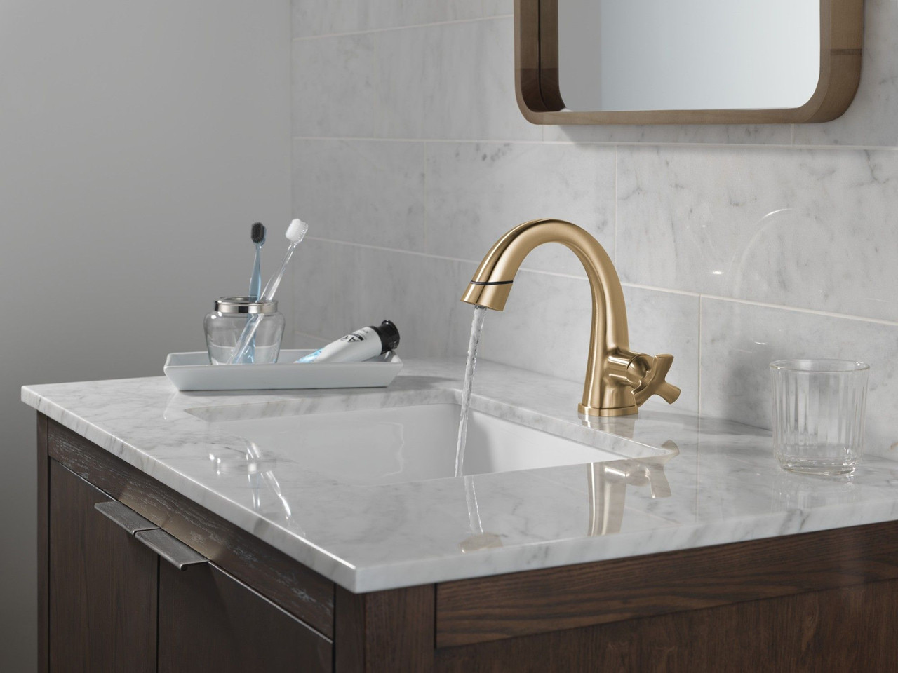 Delta 5776-CZPD-PR-DST Stryke Single Handle Pull Down Bathroom Faucet, Lumicoat Champagne Bronze