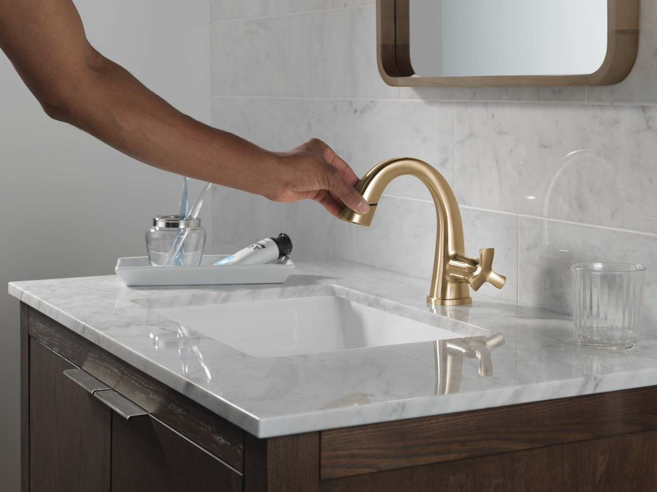 Delta 5776-CZPD-PR-DST Stryke Single Handle Pull Down Bathroom Faucet, Lumicoat Champagne Bronze