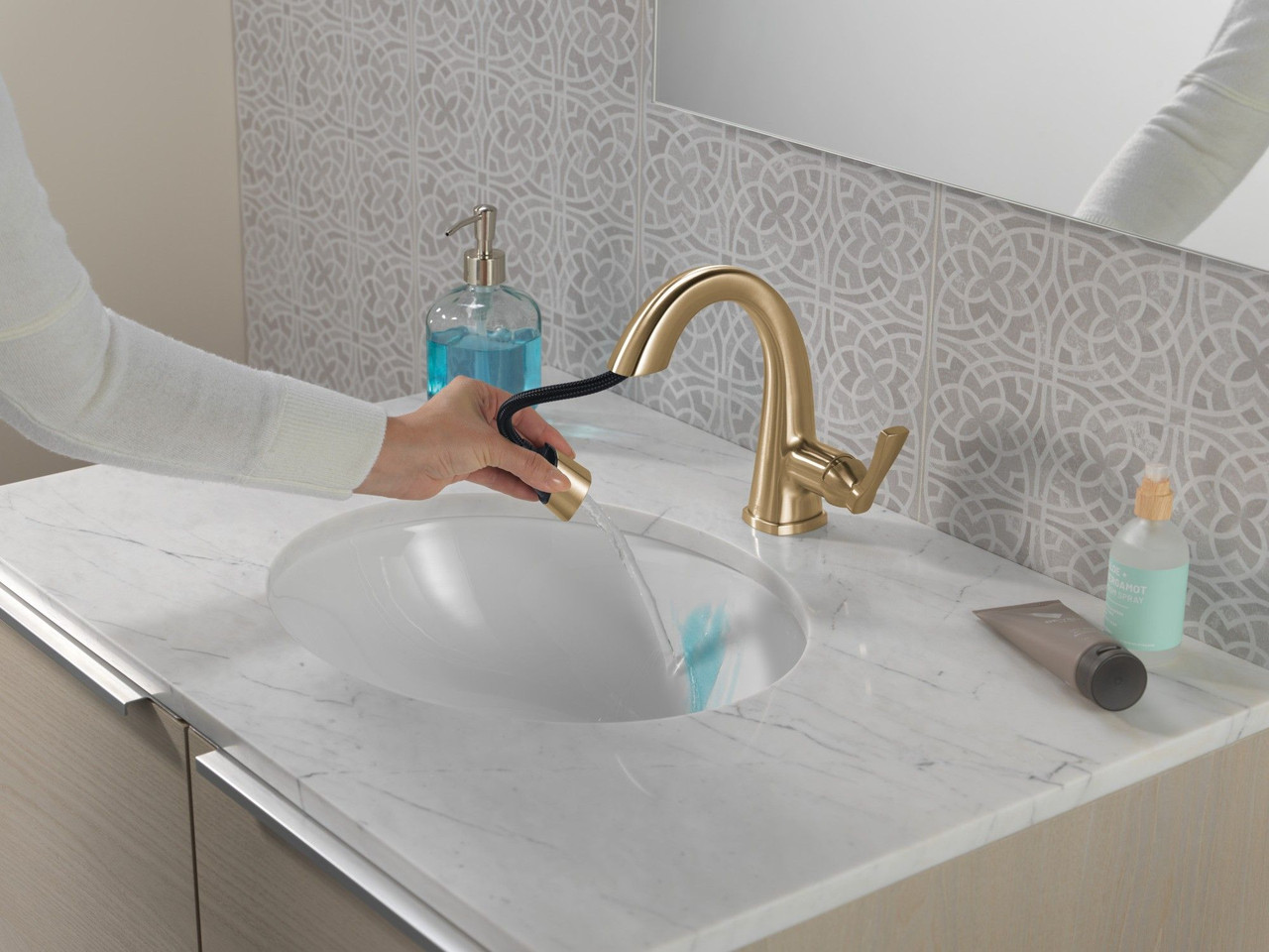 Delta 577-CZPD-PR-DST Stryke Single Handle Pull Down Bathroom Faucet, Lumicoat Champagne Bronze